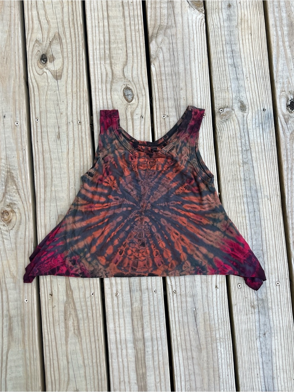 Fest vintage y2k Tie-Dye Sleeveless Swing Tank Top - Red/Orange/Purple